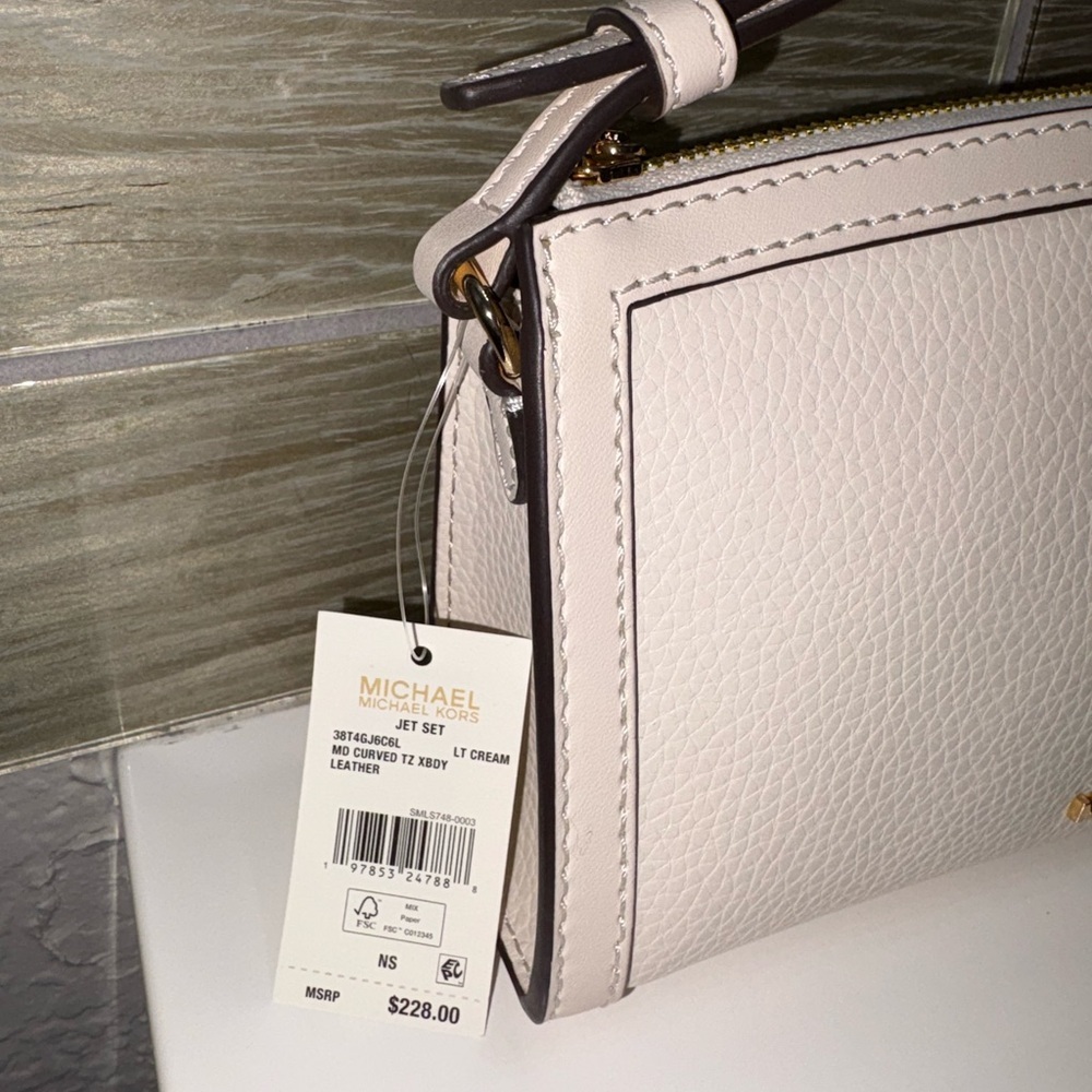 Michael Kors Off-White Crossbody Bag NWT MSRP $228 - Picture 2 of 10